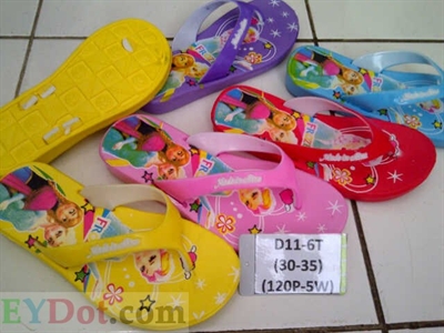 Picture of SANDAL D11-6T (30-35) (120P-5W)